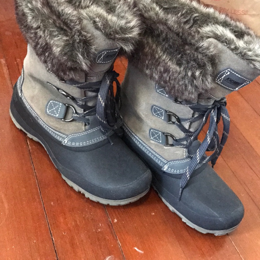Snow boots - Picture 2 of 4
